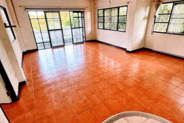 3 Bedroom House for sale in Sam Wa Tawan Ok, Bangkok