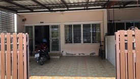 3 Bedroom Townhouse for sale in Nong Chok, Bangkok