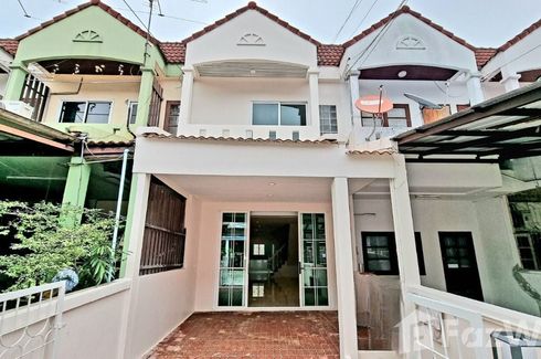 2 Bedroom Townhouse for sale in Khlong Thanon, Bangkok near BTS Saphan Mai