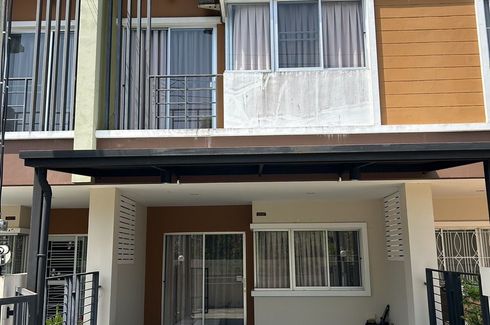 2 Bedroom Townhouse for sale in Tha Raeng, Bangkok