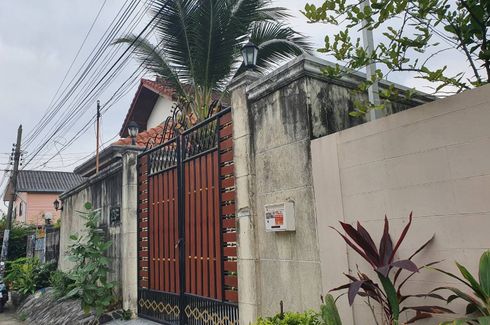 3 Bedroom House for sale in Tha Raeng, Bangkok