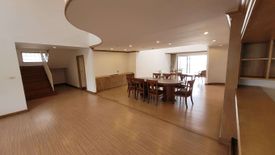 4 Bedroom Condo for rent in Khlong Toei Nuea, Bangkok near MRT Sukhumvit