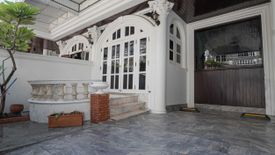 5 Bedroom Townhouse for rent in Phra Khanong, Bangkok near BTS Ekkamai