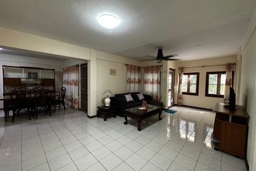 2 Bedroom House for rent in Khlong Toei, Bangkok near BTS Nana