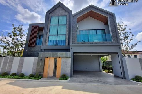 4 Bedroom Villa for rent in Na Kluea, Chonburi