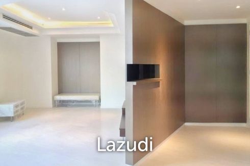 2 Bedroom Condo for sale in Royal River Place, Bang Phong Pang, Bangkok