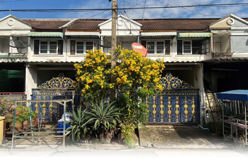 4 Bedroom Townhouse for sale in Suk Sombun Village, Khlong Thanon, Bangkok near BTS Saphan Mai