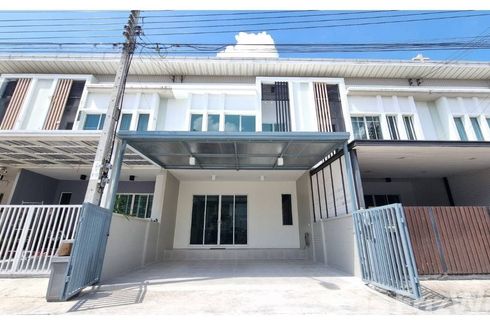 3 Bedroom Townhouse for sale in Bang Chan, Bangkok