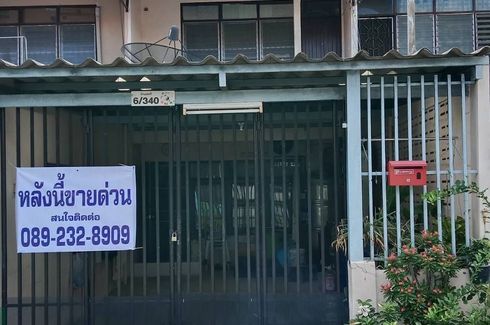 3 Bedroom Townhouse for sale in Khlong Thanon, Bangkok