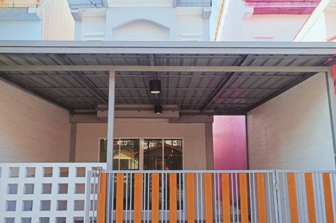 2 Bedroom House for sale in Amornsap Yuwittaya Village, Krathum Rai, Bangkok