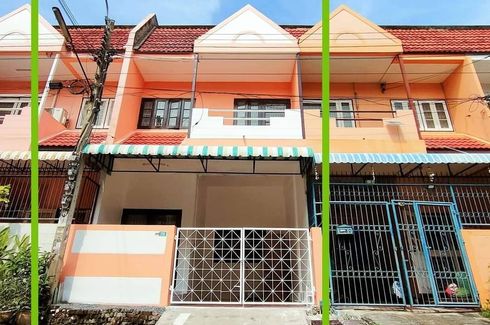 3 Bedroom Townhouse for sale in Baan Suktawee, Sala Thammasop, Bangkok