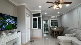 4 Bedroom Townhouse for sale in Golden Town Phetkasem-Leab Klong Thawiwattana, Nong Khang Phlu, Bangkok