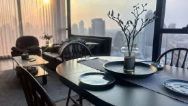 2 Bedroom Condo for rent in Si Phraya, Bangkok near MRT Sam Yan
