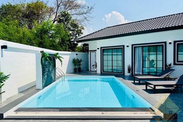 4 Bedroom House for sale in Rattanakorn Village 18, Na Kluea, Chonburi