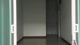 3 Bedroom Townhouse for sale in Khlong Maduea, Samut Sakhon