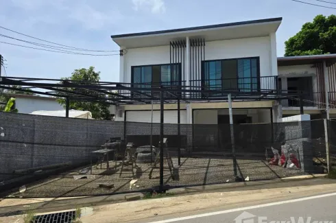 2 Bedroom Townhouse for sale in Thep Krasatti, Phuket