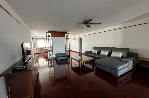 2 Bedroom Condo for rent in Khlong Toei Nuea, Bangkok near Airport Rail Link Makkasan