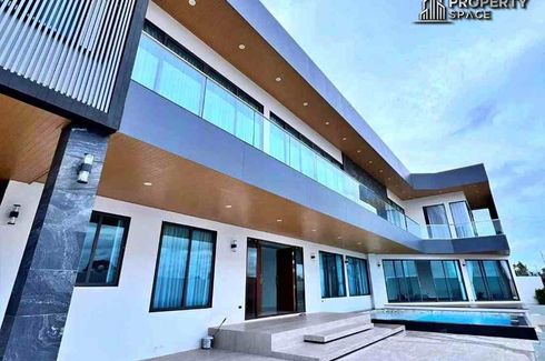 6 Bedroom Villa for Sale or Rent in Na Kluea, Chonburi