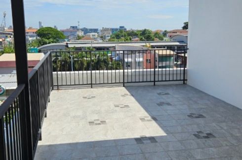 2 Bedroom Townhouse for rent in Bang Na, Bangkok near BTS Udom Suk