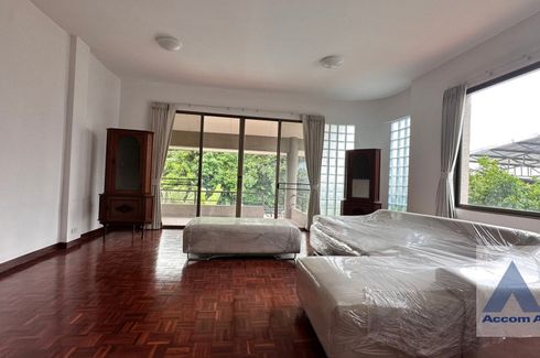 3 Bedroom Townhouse for rent in Sam Sen Nai, Bangkok near BTS Ari