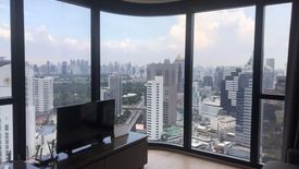 2 Bedroom Condo for rent in Si Phraya, Bangkok near MRT Sam Yan