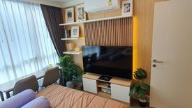 2 Bedroom Condo for rent in Sam Sen Nok, Bangkok