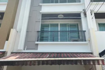 3 Bedroom Townhouse for rent in Baan Klang Muang Sathorn-Taksin 2, Bang Kho, Bangkok near BTS Wutthakat