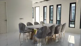 5 Bedroom House for sale in Bang Chak, Bangkok