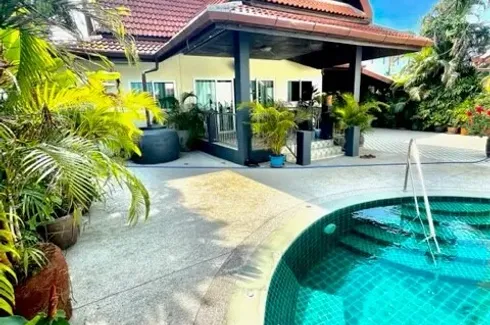 5 Bedroom Villa for sale in Rawai, Phuket