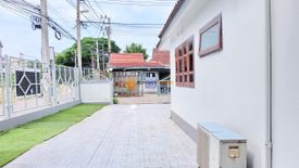 2 Bedroom House for sale in Na Kluea, Chonburi