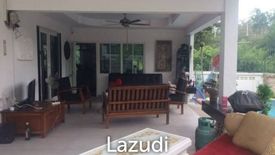 6 Bedroom Villa for sale in Chonburi