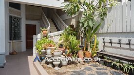 4 Bedroom Townhouse for rent in Silom, Bangkok near BTS Sala Daeng