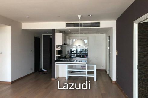 2 Bedroom Condo for sale in Bang Lamphu Lang, Bangkok