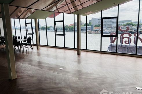 Office for rent in Siri Rat, Bangkok near MRT Siriraj