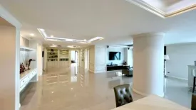 3 Bedroom Condo for sale in Nusa State Tower Condominium, Silom, Bangkok near BTS Surasak