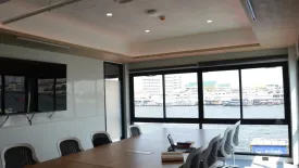 Office for rent in Siri Rat, Bangkok near MRT Siriraj