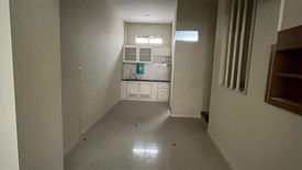 5 Bedroom Townhouse for rent in Bang Kho Laem, Bangkok