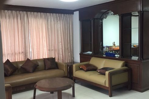 3 Bedroom Condo for rent in Ruamjai Heights, Khlong Toei Nuea, Bangkok near MRT Sukhumvit