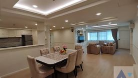 3 Bedroom Apartment for rent in Khlong Tan, Bangkok near BTS Phrom Phong