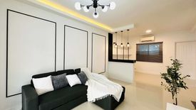 3 Bedroom Townhouse for sale in Pruksa Ville 52/1 Rassada-Samkong, Ratsada, Phuket