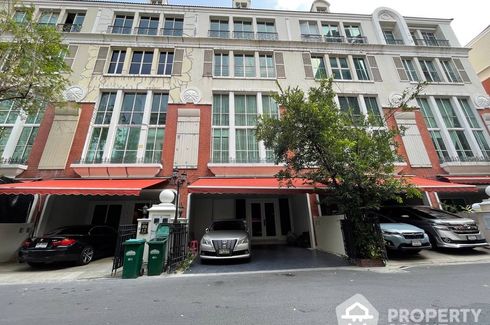 4 Bedroom Townhouse for sale in Baan Klang Krung British Town Thonglor, Khlong Tan Nuea, Bangkok