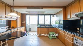 3 Bedroom Apartment for rent in Phra Khanong, Bangkok near BTS Thong Lo