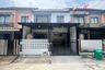 3 Bedroom Townhouse for sale in Khlong Sam, Pathum Thani