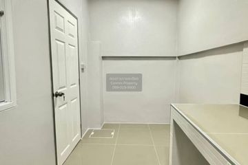2 Bedroom Townhouse for sale in Baan Phuttachad, Bang Rak Yai, Nonthaburi