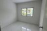 3 Bedroom Townhouse for sale in Baan Pruksa 12 Rangsit-Klong 3, Khlong Sam, Pathum Thani