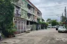3 Bedroom Townhouse for sale in Hua Mak, Bangkok near MRT Yaek Lam Sali