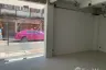 Office for rent in PUNICA, Rong Mueang, Bangkok near MRT Hua Lamphong