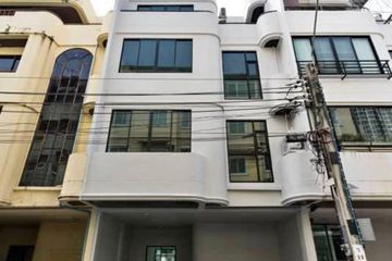 5 Bedroom House for sale in Pornchai Village, Bang Lamphu Lang, Bangkok near BTS Krung Thon Buri