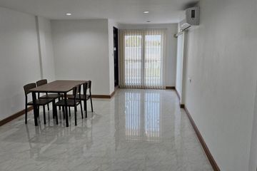 6 Bedroom Office for rent in Bang Chak, Bangkok near BTS Punnawithi