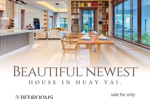 3 Bedroom House for sale in Na Kluea, Chonburi